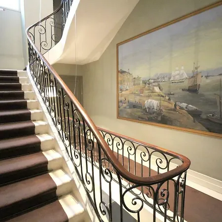 Apartment - Cours De Verdun