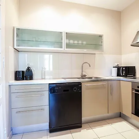 Apartment - Cours De Verdun