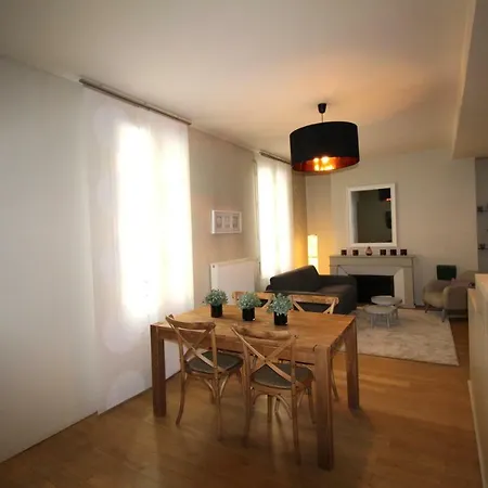 - Cours De Verdun Apartman